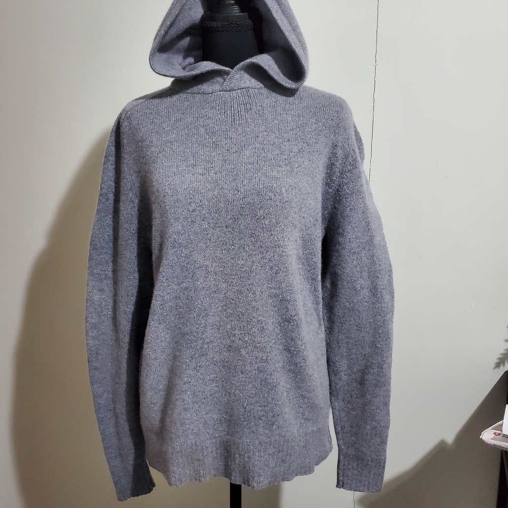 Royal Robbins 100% Merino Wool Hooded Sweater Mens M Gray Outdoor